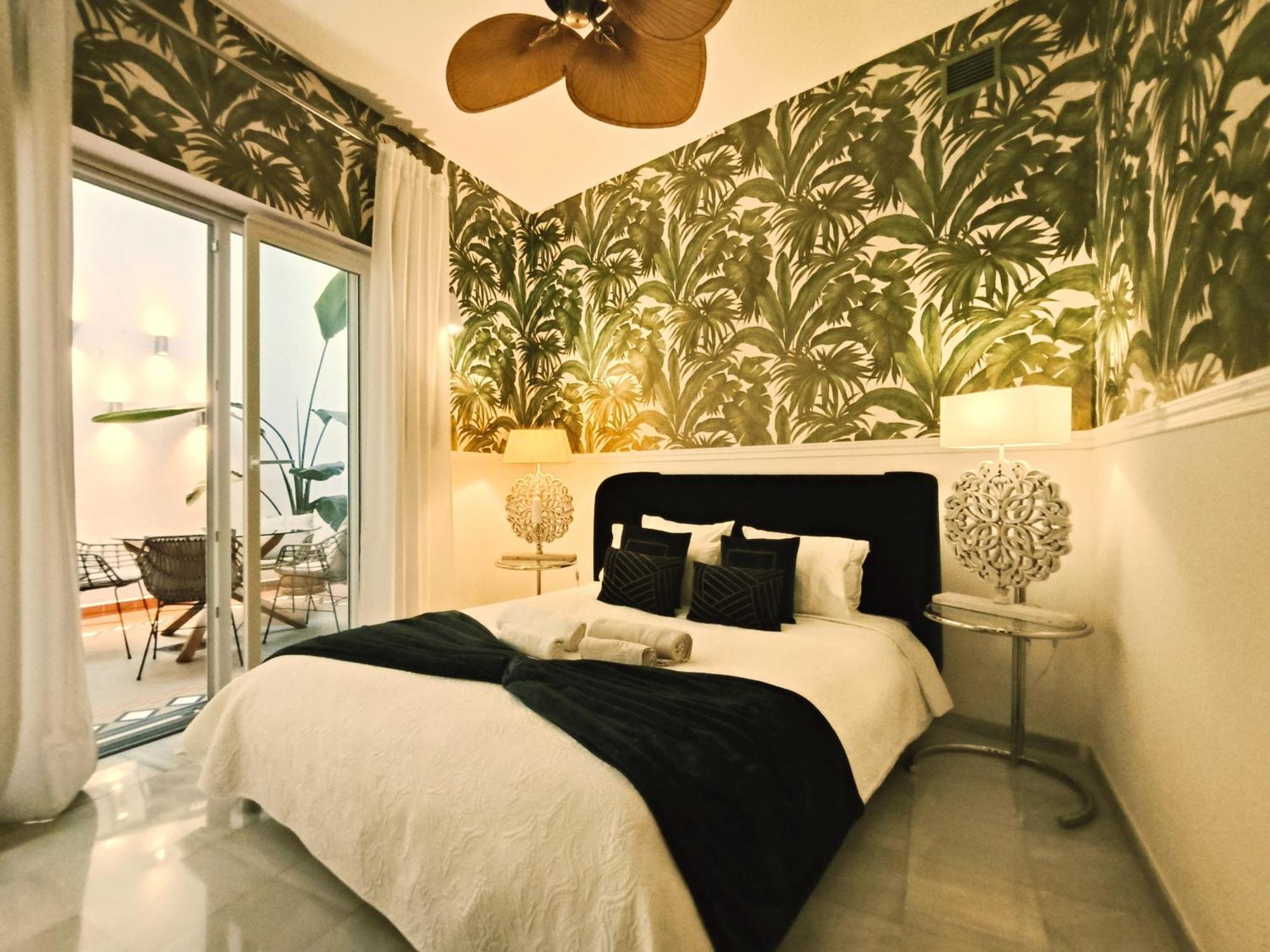 Designer Apartment Seville Exterior photo
